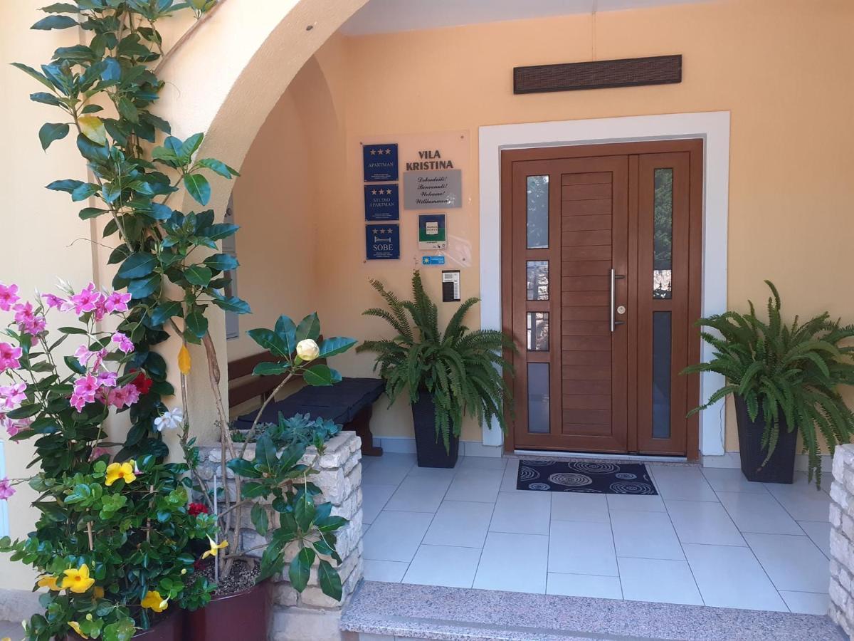 Villa Kristina โรวีน ภายนอก รูปภาพ