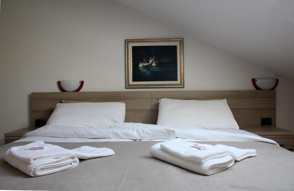 Villa Kristina โรวีน ภายนอก รูปภาพ